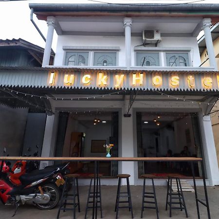 Lucky Hostel Luang Prabang Exterior foto